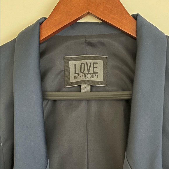 RICHARD CHAI LOVE Navy blue Satin Blazer - size 4 - Picture 3 of 3